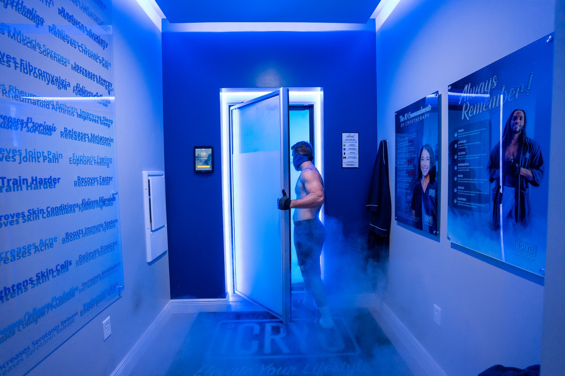 Whole body cryotherapy chamber at iCRYO Okatie-Bluffton
