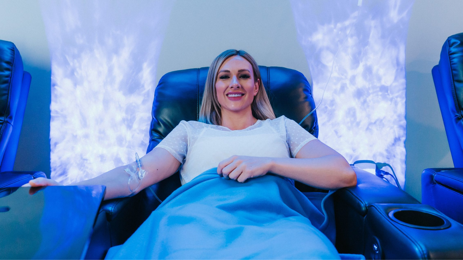 Professional IV infusion therapy session at iCRYO
